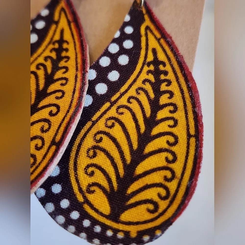 Brown and Gold Teardrop Shaped Statement Earrings, sz. OS